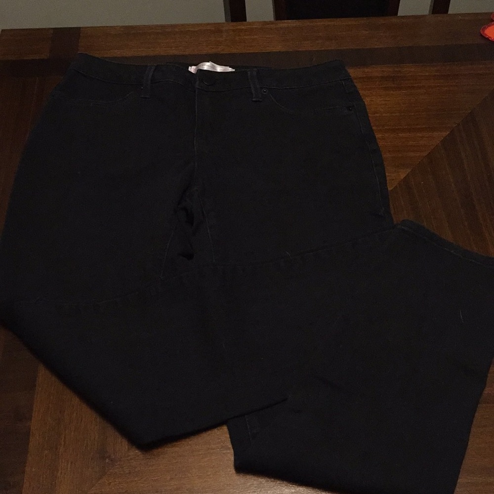 No boundaries black jeans